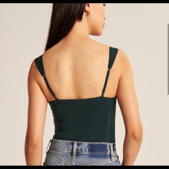 Abercrombie & Fitch 90s Sweetheart Tank - Picture 2 of 4